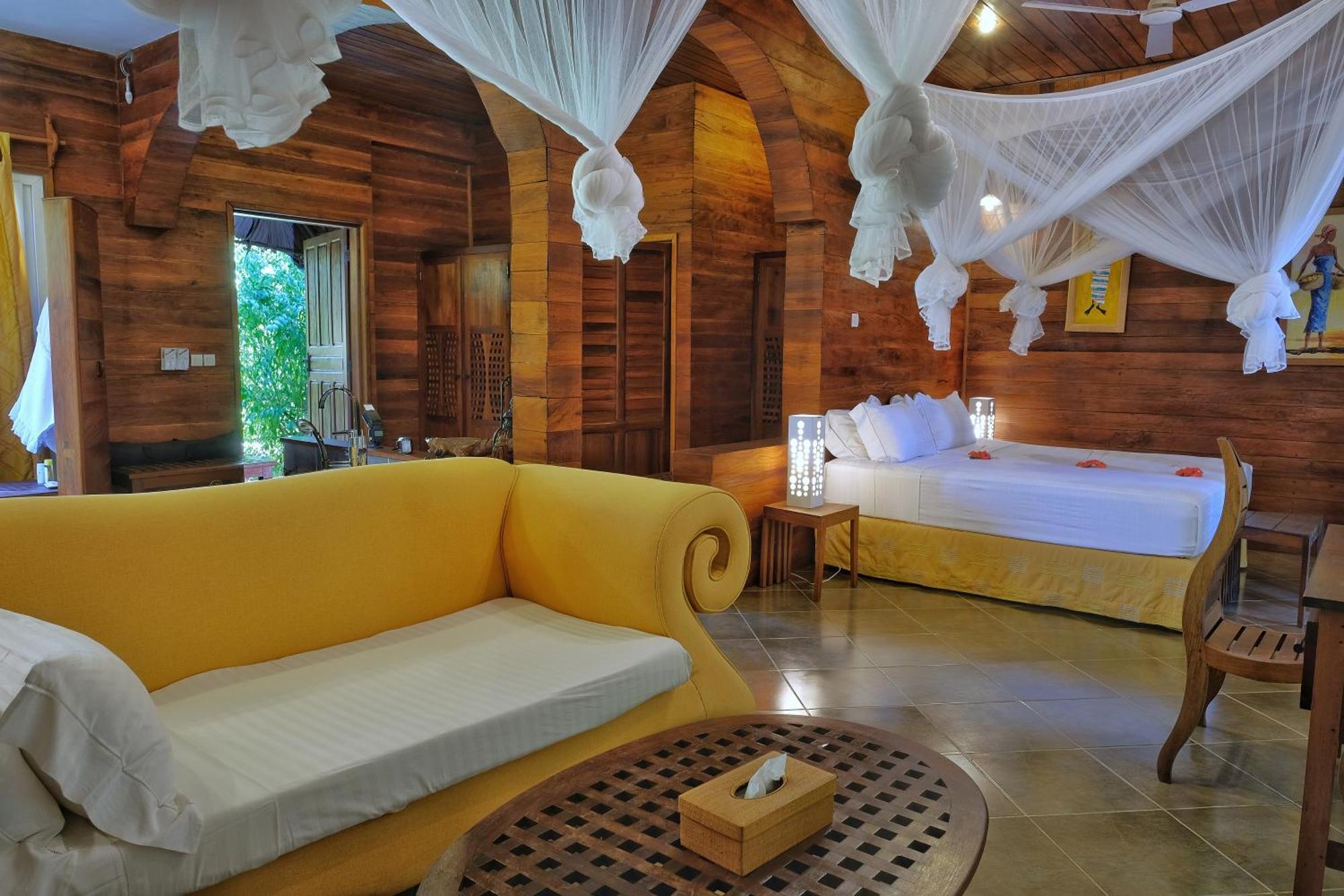 Sangany Lodge Befotaka Bay Eksteriør bilde