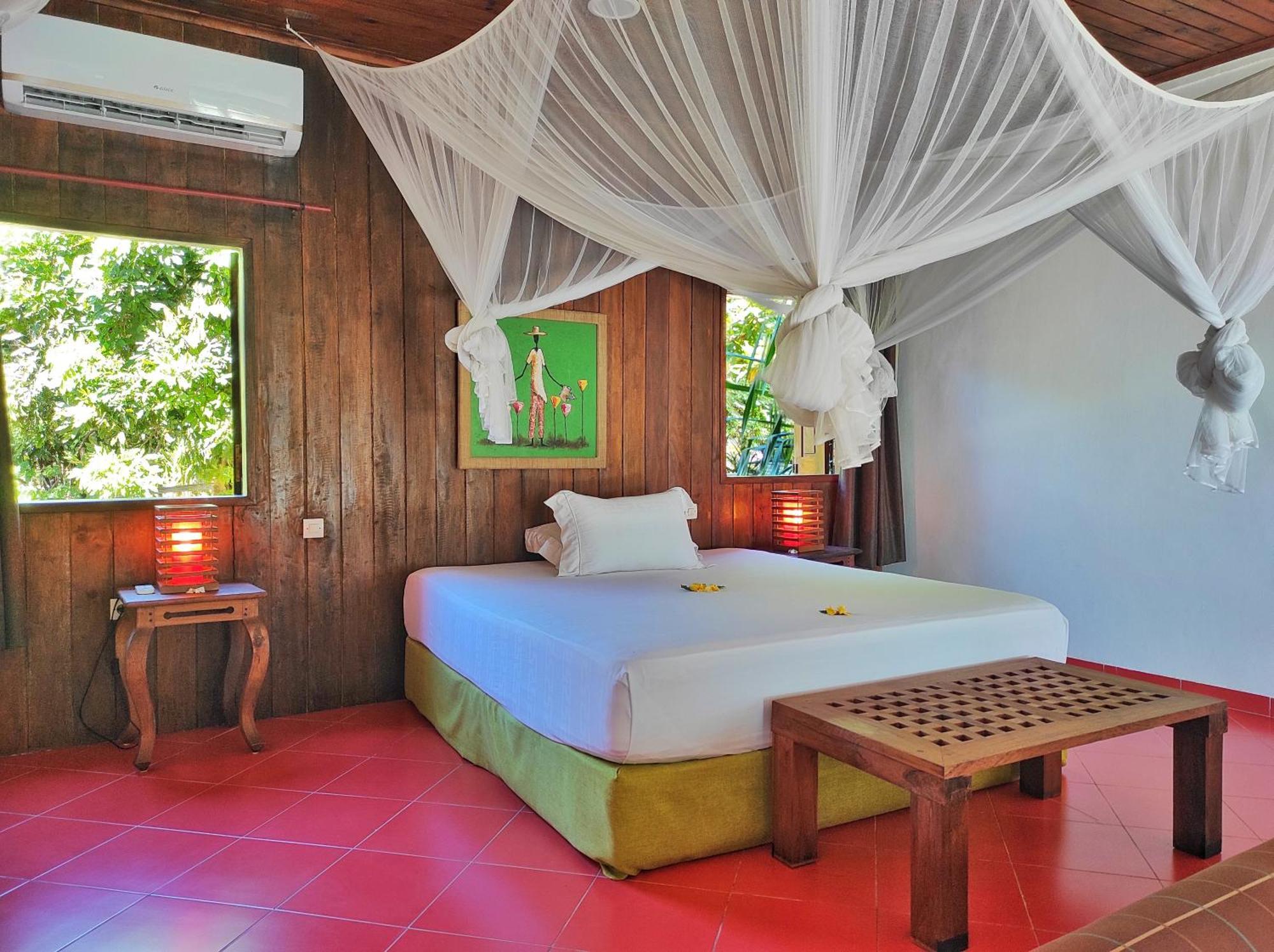 Sangany Lodge Befotaka Bay Eksteriør bilde
