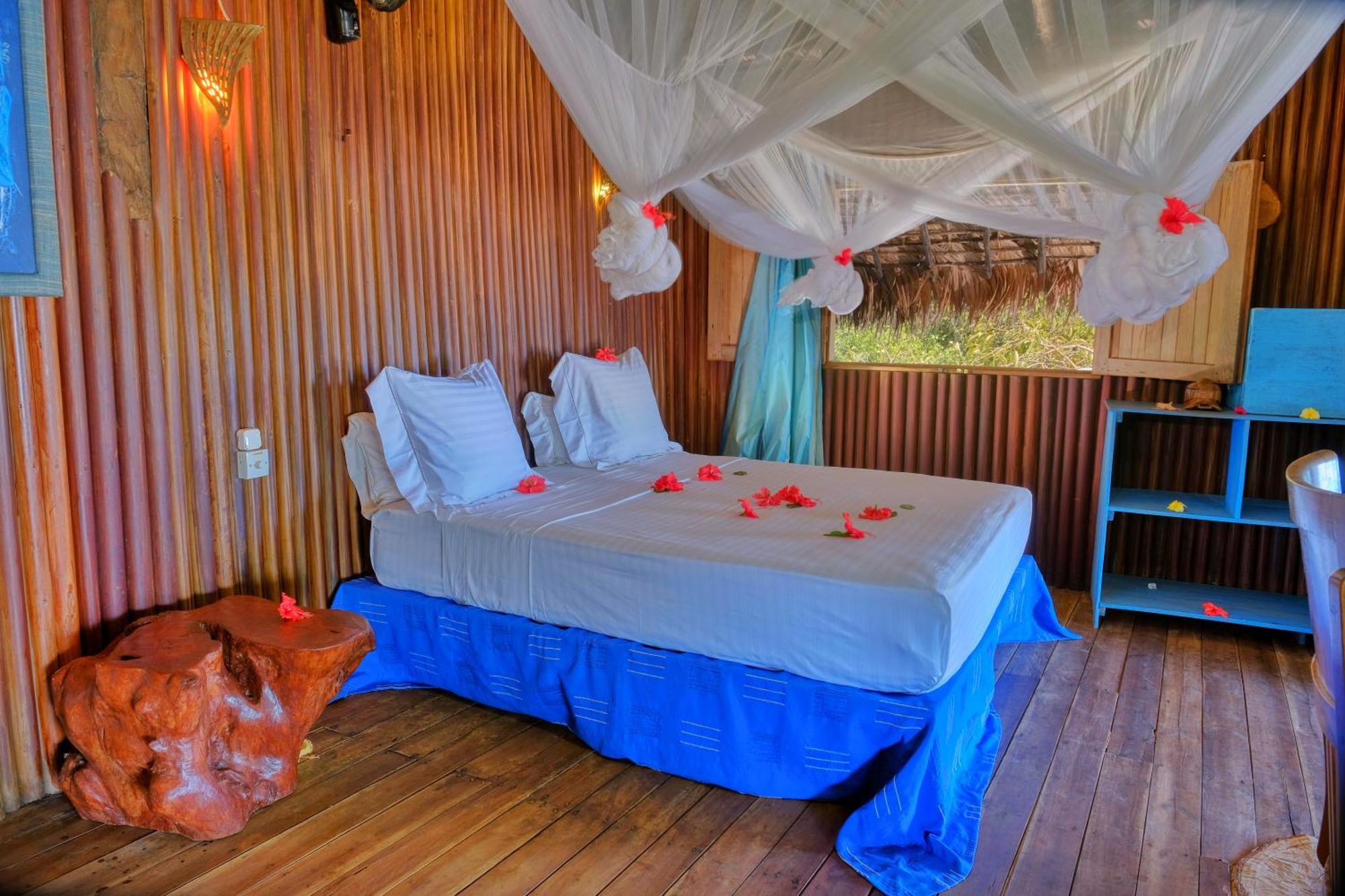 Sangany Lodge Befotaka Bay Eksteriør bilde